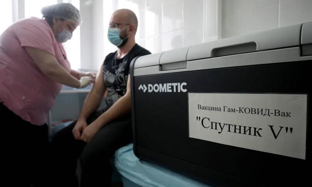 Έτοιμη η Σερβία για κοινή παραγωγή του Sputnik V με τη Ρωσία